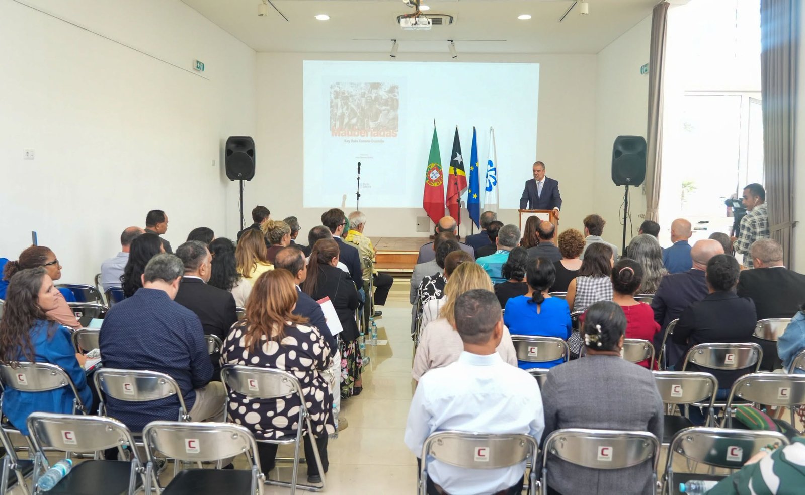 Salaun nakonu ho partisipante sira