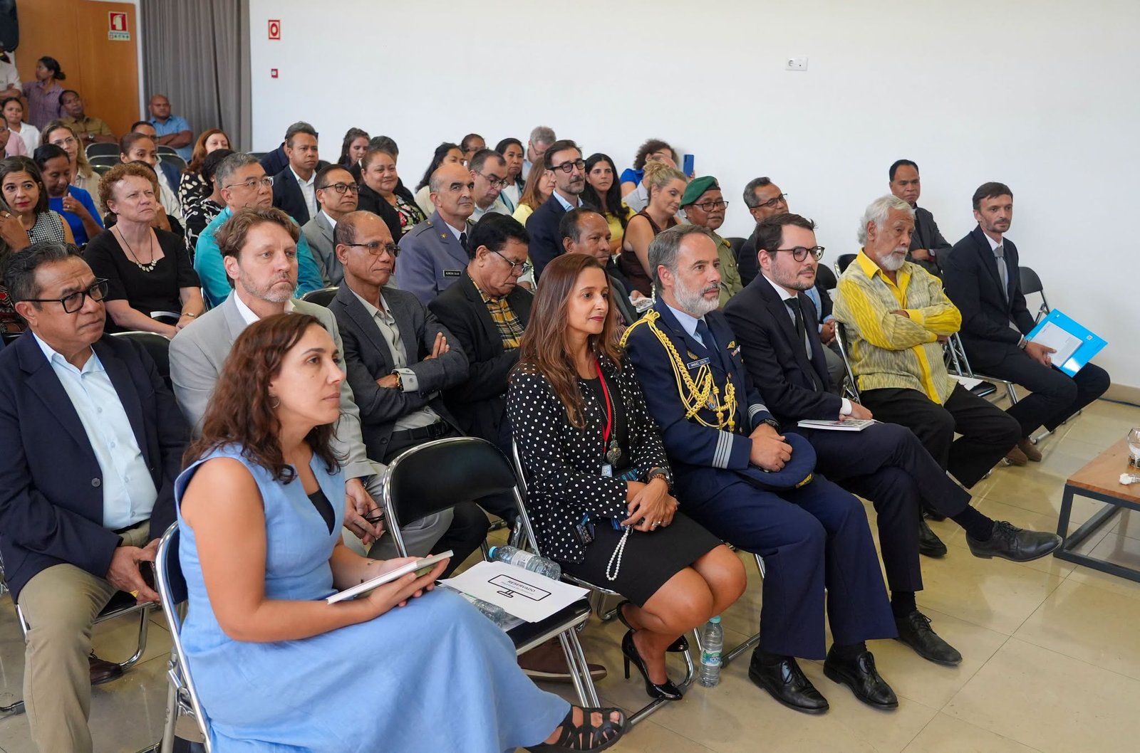 Auditoriu nakonu ho konvidadu sira